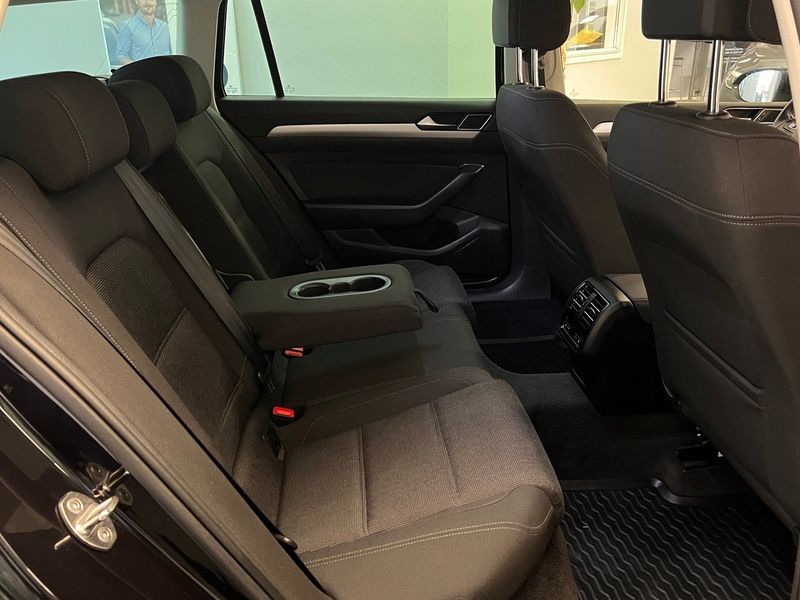 Volkswagen Passat bild 10