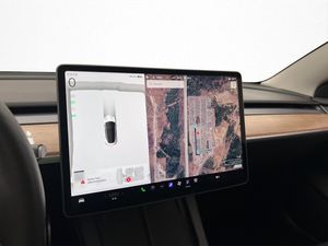 Tesla Model 3 bild 21