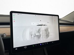 Tesla Model 3 bild 25