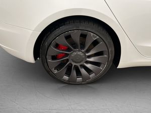 Tesla Model 3 bild 32