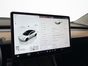 Tesla Model 3 bild 26