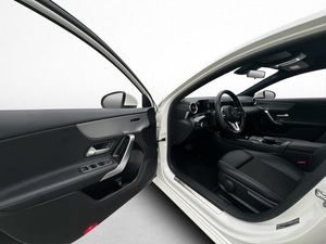 Mercedes A180 bild 9