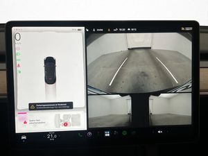 Tesla Model Y bild 19