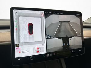 Tesla Model Y bild 20