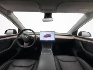 Tesla Model Y bild 16
