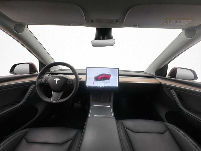 Tesla Model Y bild 16