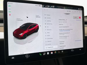 Tesla Model Y bild 26