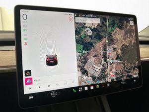 Tesla Model Y bild 22