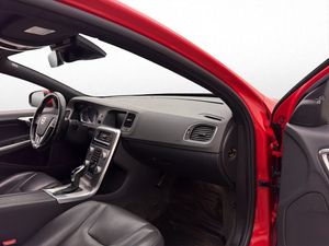 Volvo V60 bild 30