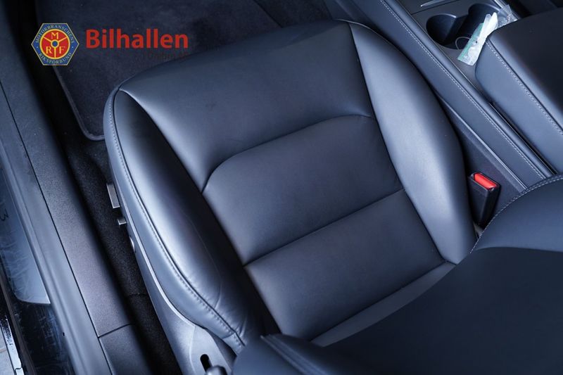 Tesla Model 3 bild 25