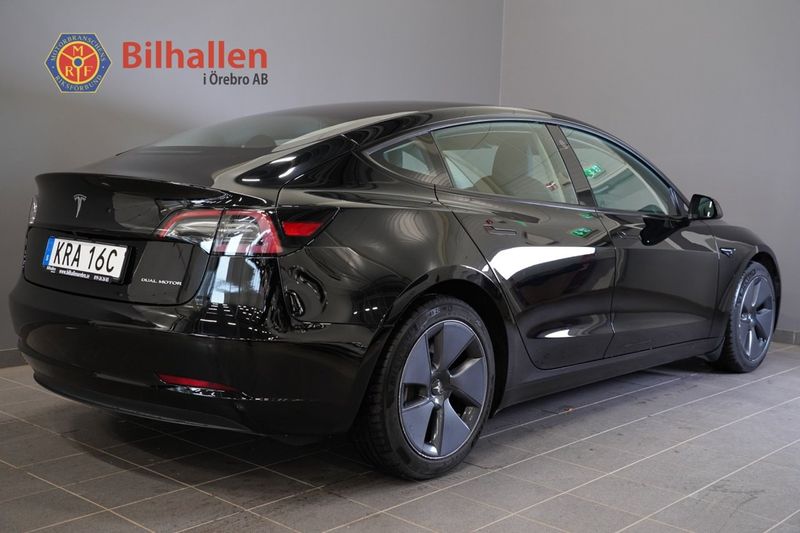 Tesla Model 3 bild 5