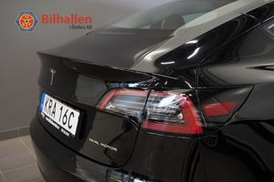 Tesla Model 3 bild 6