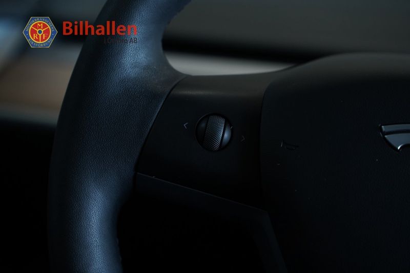 Tesla Model 3 bild 13