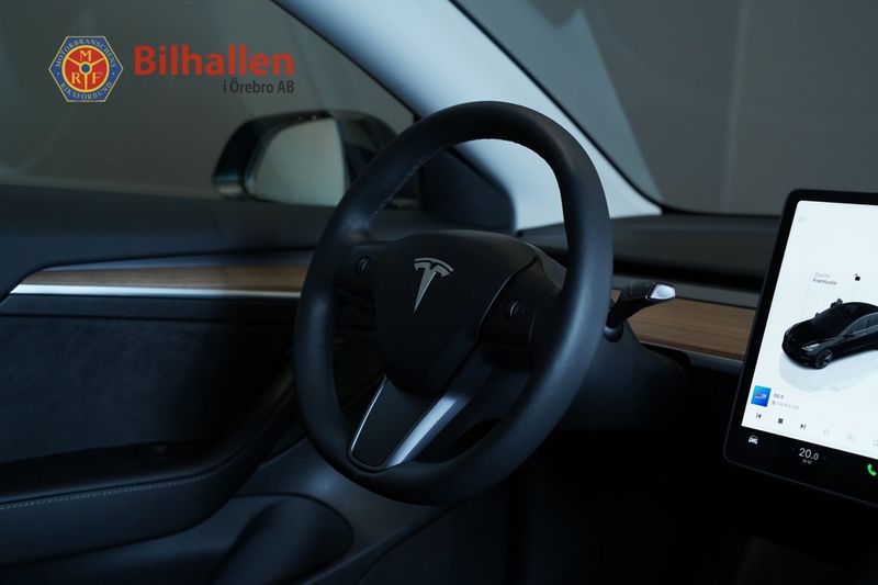 Tesla Model 3 bild 10