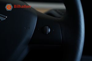 Tesla Model 3 bild 14