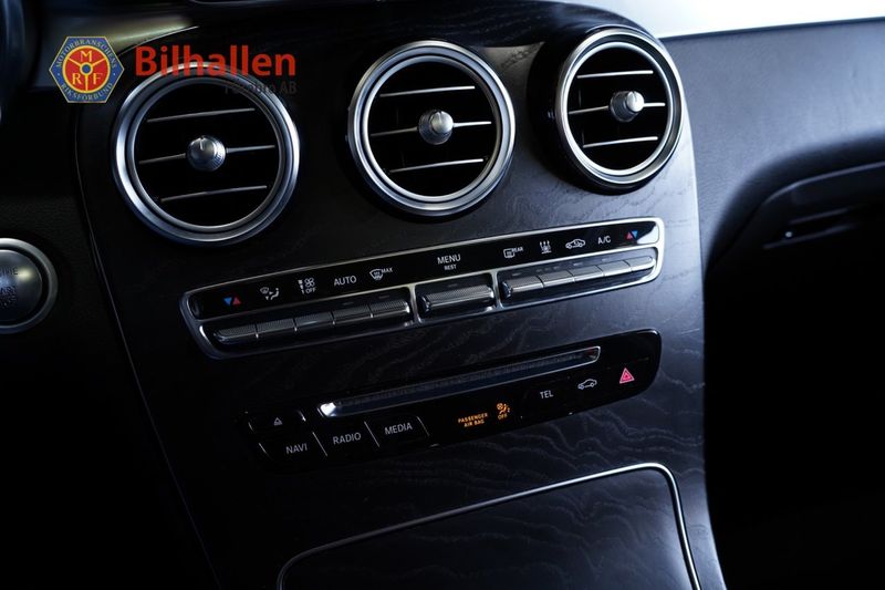 Mercedes GLC220 bild 23