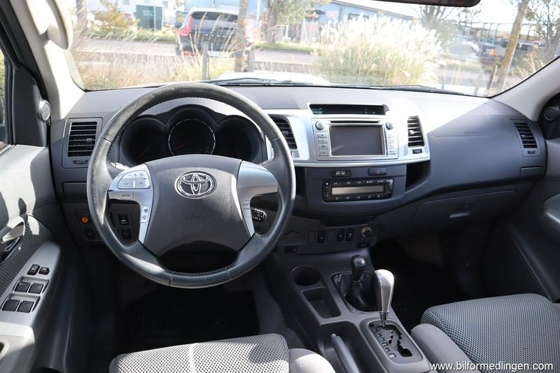 Toyota Hilux bild 5