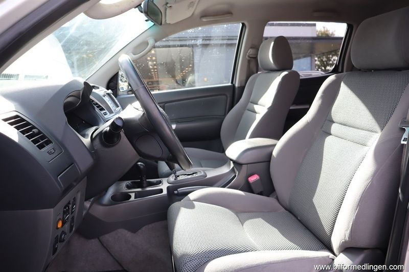 Toyota Hilux bild 4