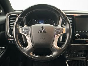 Mitsubishi Outlander bild 15