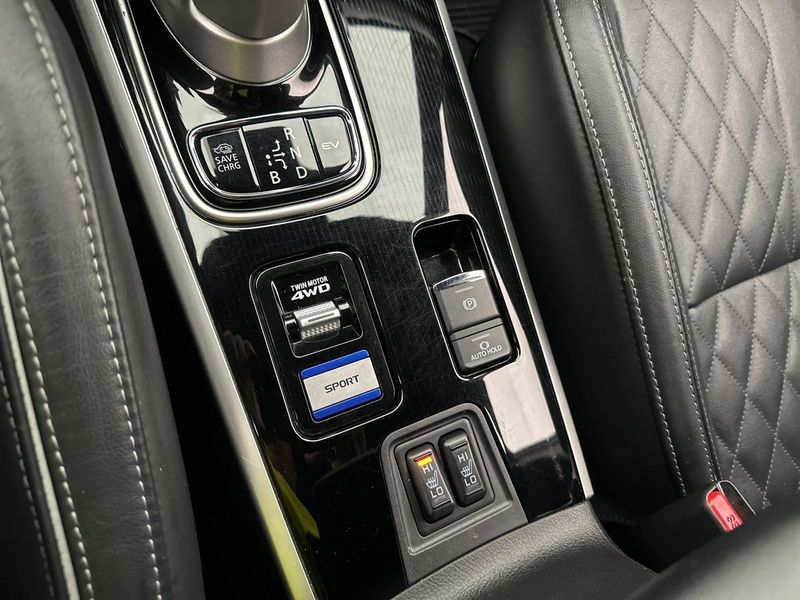 Mitsubishi Outlander bild 28