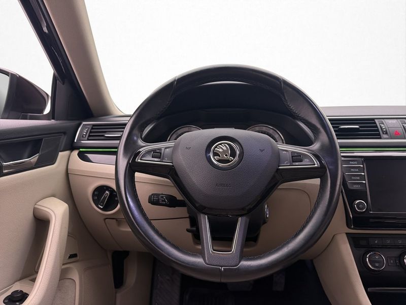 Skoda Superb bild 15