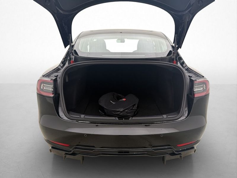 Tesla Model 3 bild 26