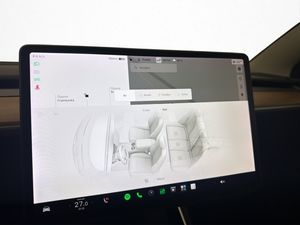 Tesla Model 3 bild 19
