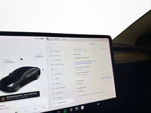 Tesla Model 3 bild 21