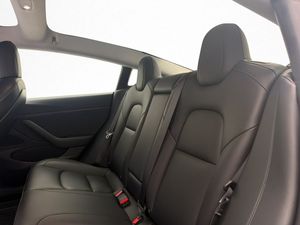 Tesla Model 3 bild 25