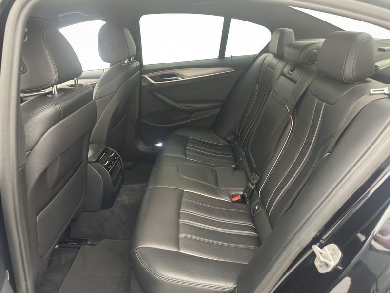 BMW 520 bild 30