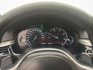 BMW 520 bild 15