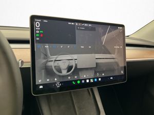 Tesla Model Y bild 22