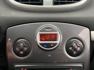 Renault Clio bild 19