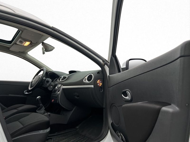 Renault Clio bild 22