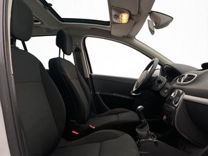 Renault Clio bild 23