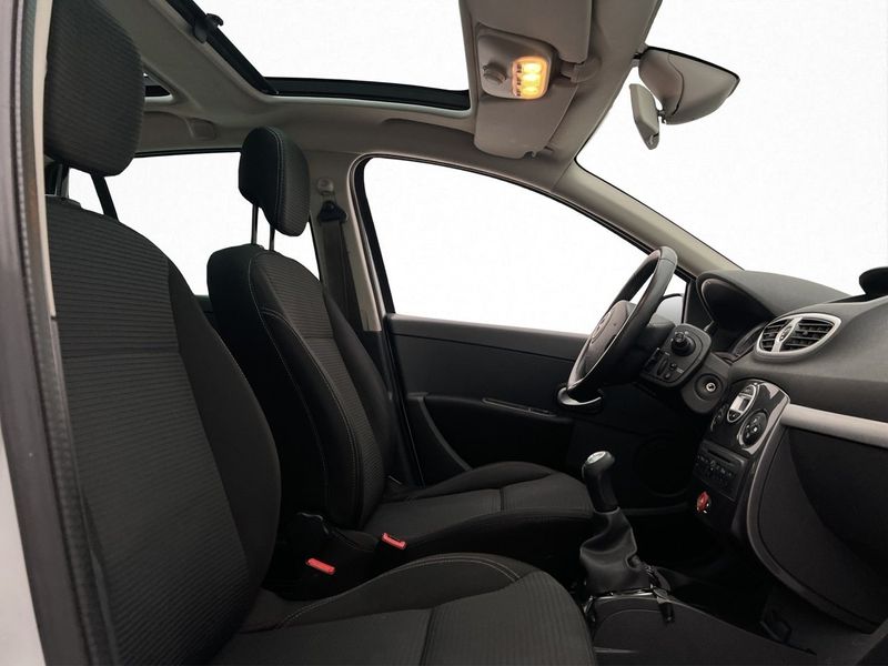 Renault Clio bild 23