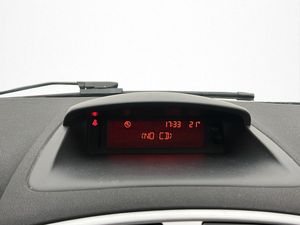 Renault Clio bild 18