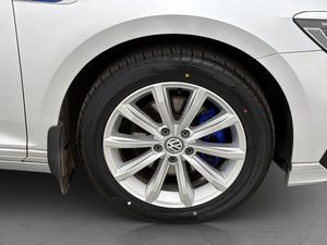 Volkswagen Passat bild 35