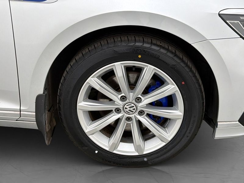Volkswagen Passat bild 35