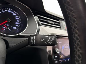 Volkswagen Passat bild 17