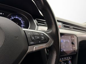 Volkswagen Passat bild 16
