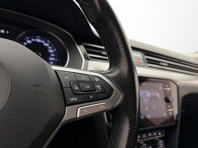 Volkswagen Passat bild 16