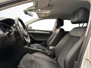 Volkswagen Passat bild 11