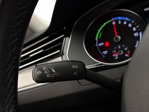 Volkswagen Passat bild 13