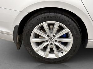 Volkswagen Passat bild 34