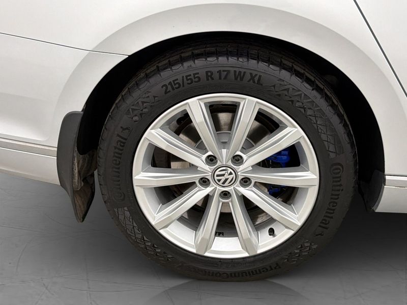 Volkswagen Passat bild 34