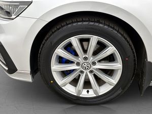 Volkswagen Passat bild 36