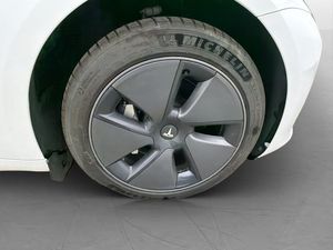 Tesla Model 3 bild 32