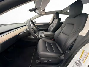 Tesla Model 3 bild 12