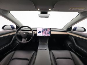 Tesla Model 3 bild 14